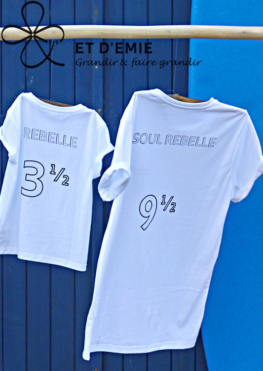 Unisex organic cotton T-shirt 9 MONTHS FOR A 1/2 OF YOU & 1/2 OF ME 🇫🇷