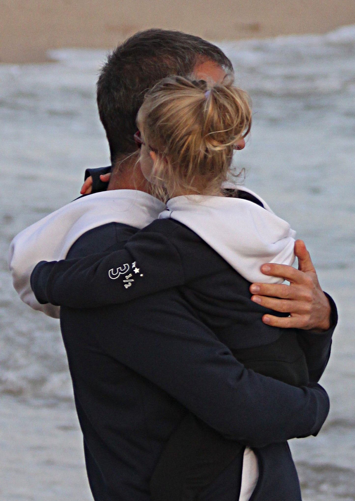 Unisex organic cotton hoodie OCEAN CONNECTED Seaqual Initiative 🇫🇷