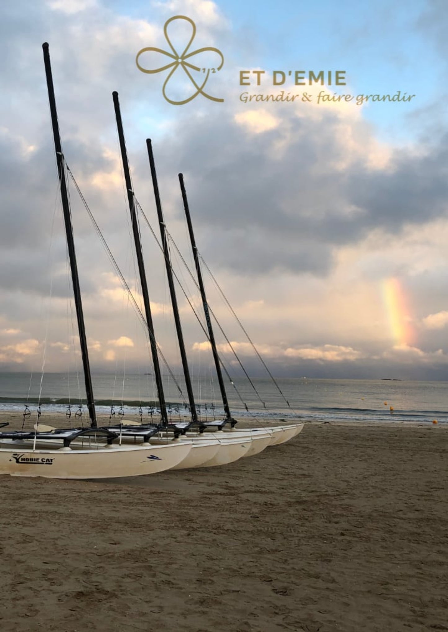 ET D'EMIE DES VΓTEMENTS POUR GRANDIR ET FAIRE GRANDIR DESIGNED IN BRETAGNE MADE IN FRANCE