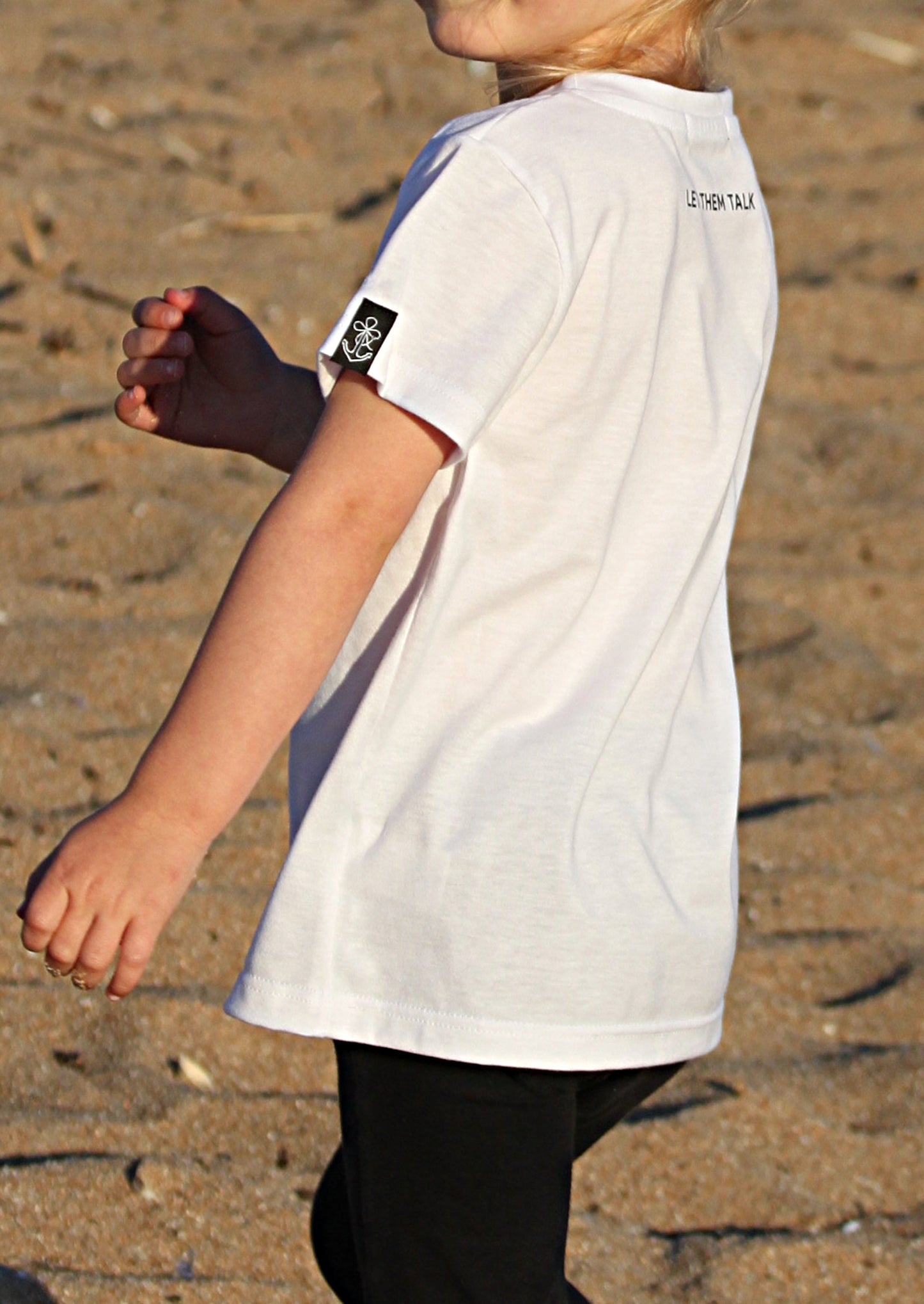 Children's organic cotton T-shirt LET THEM TALK 🇫🇷